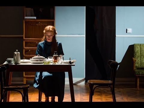 რეპორტაჟი: \"ტკივილი არის ახალგაზრდობა\" სამეფო უბნის თეატრი / დათა თავაძე