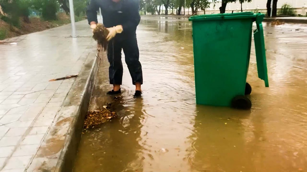 Keeping Nature's Flow Unclogging a Flash Flood Drain for Preservation ...
