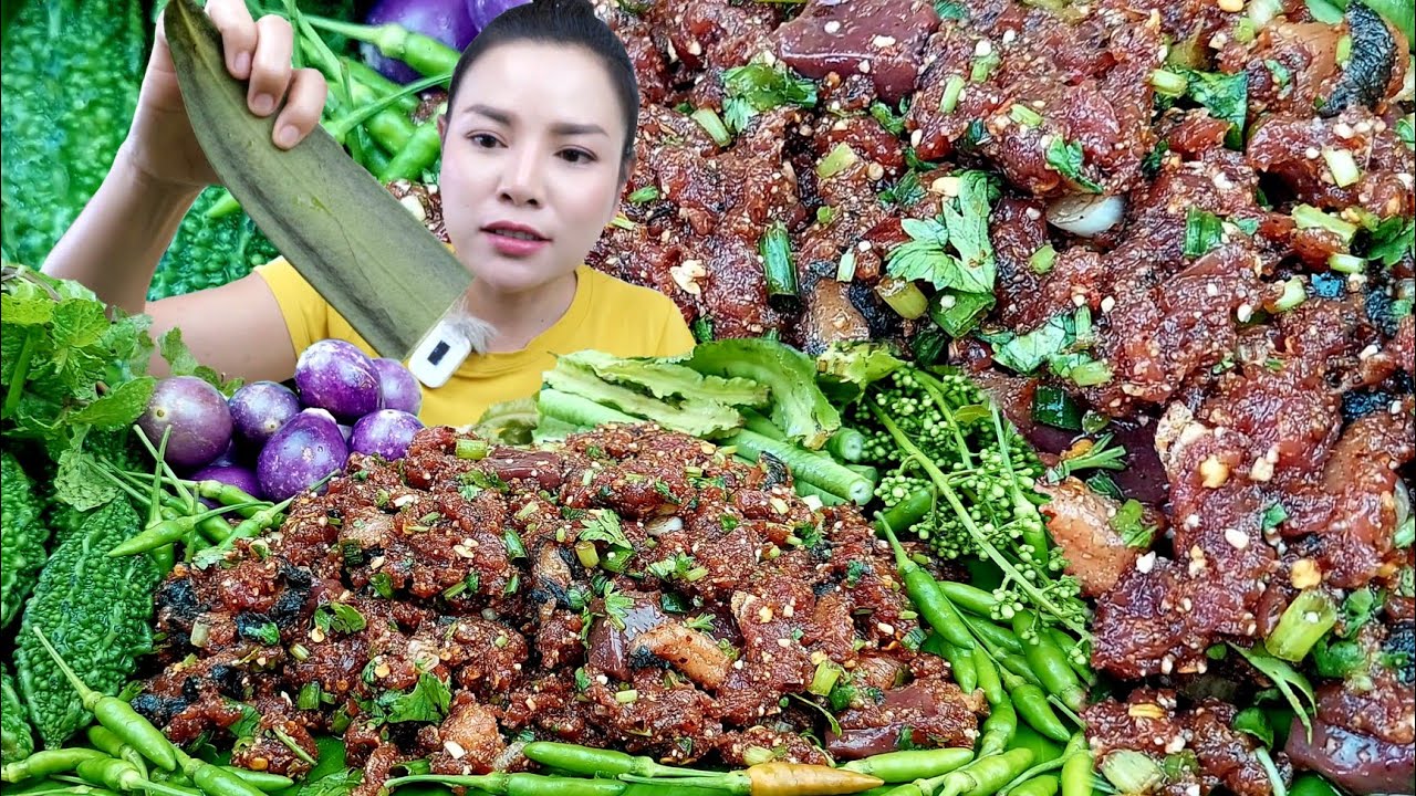 ก้อยเนื้อขมเเห้งเผ็ดๆ กินกับสะเดาเพกาผักสดเต็มถาดเเซ่บขมอ่ำหล่ำคักจ้า 5 พฤศจิกายน  2023