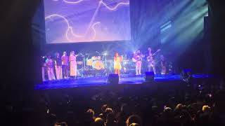 11-08-2026 16 Echoes Through Time - Mazony