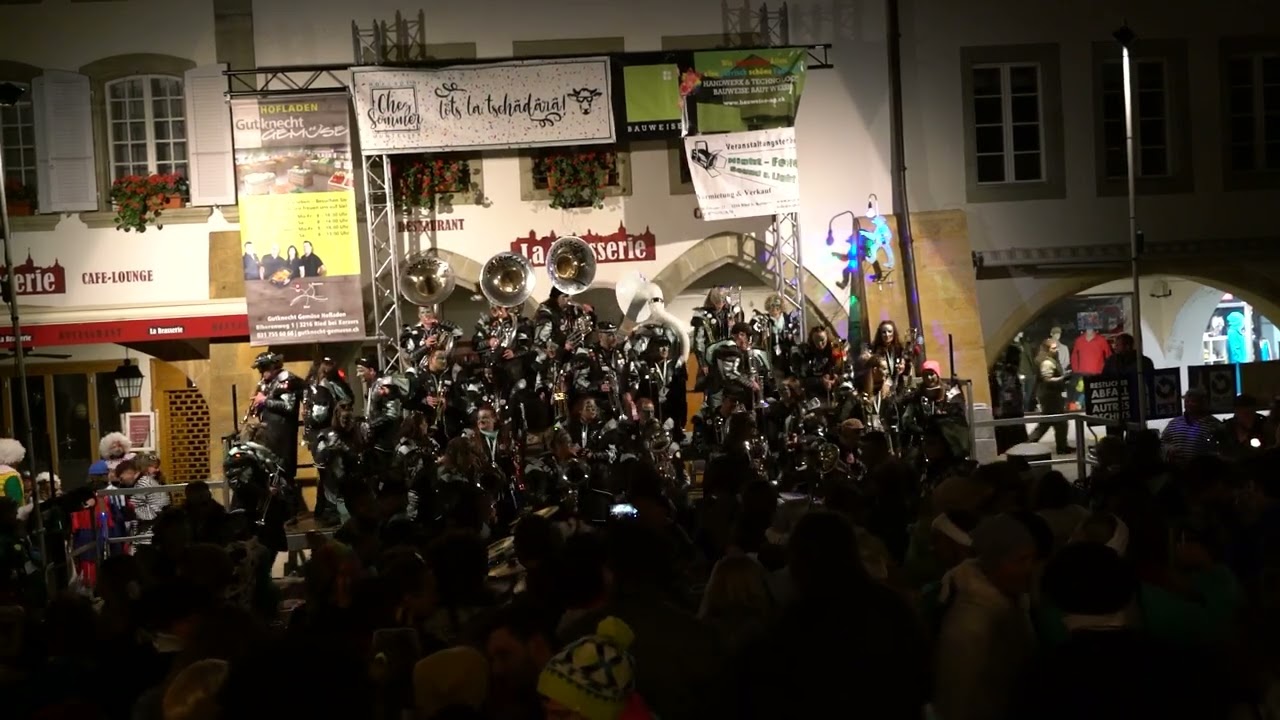 FASTNACHT MURTEN BÜHNE SAMSTAG MOOSRUGGER