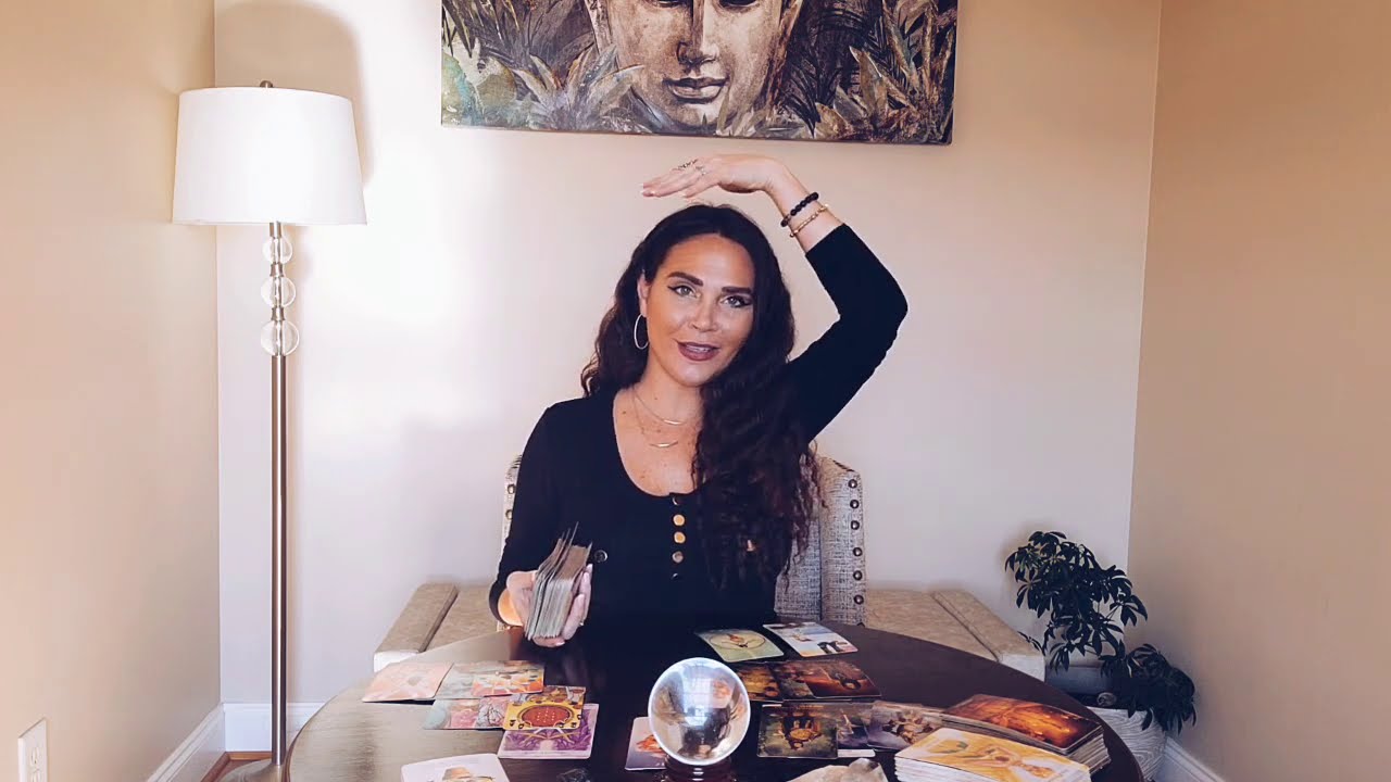 CAPRICORN, KEEP YOUR HEAD UP.  THE DIVINE IS WORKING ON THE DETAILS ❤ YOU VS THEM LOVE TAROT READING