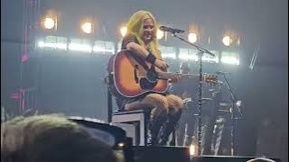 Avril Lavigne - Love Story Greatest Hits Tour 2025 Raleigh NC