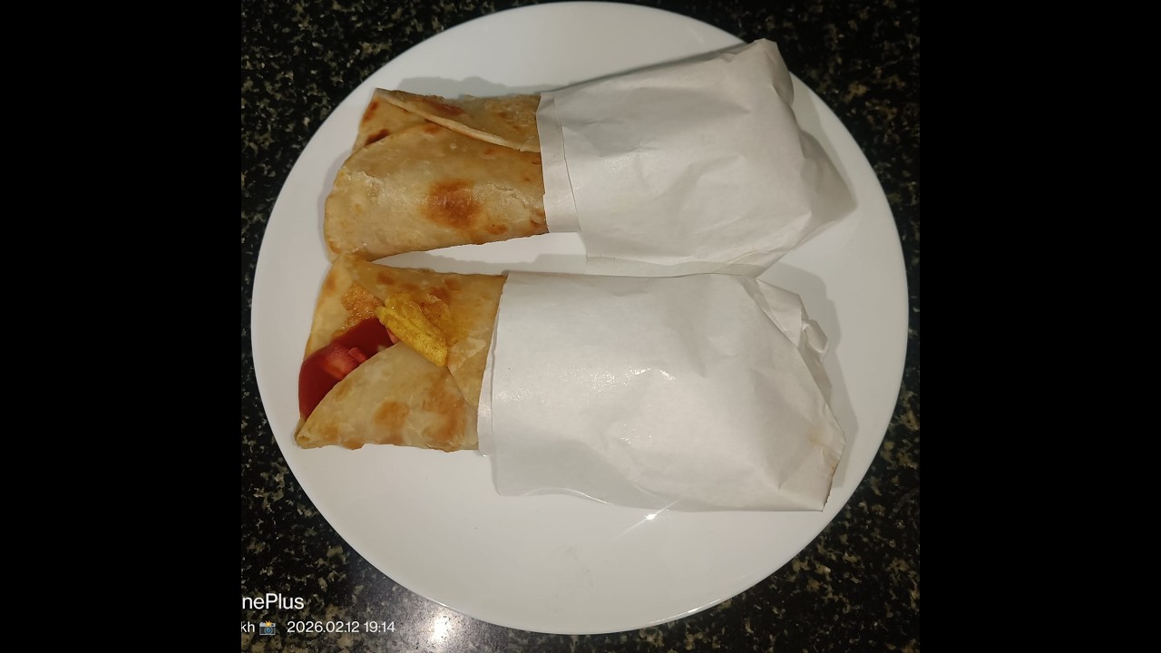 এগ রোল ||  Egg Roll 🌯|| Homemade hot and tasty egg roll 🌯 – better than street style!