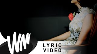 เพียงรัก(นั่งเล่น เวอร์ชั่น) - LULA [Official Lyric Video] chords