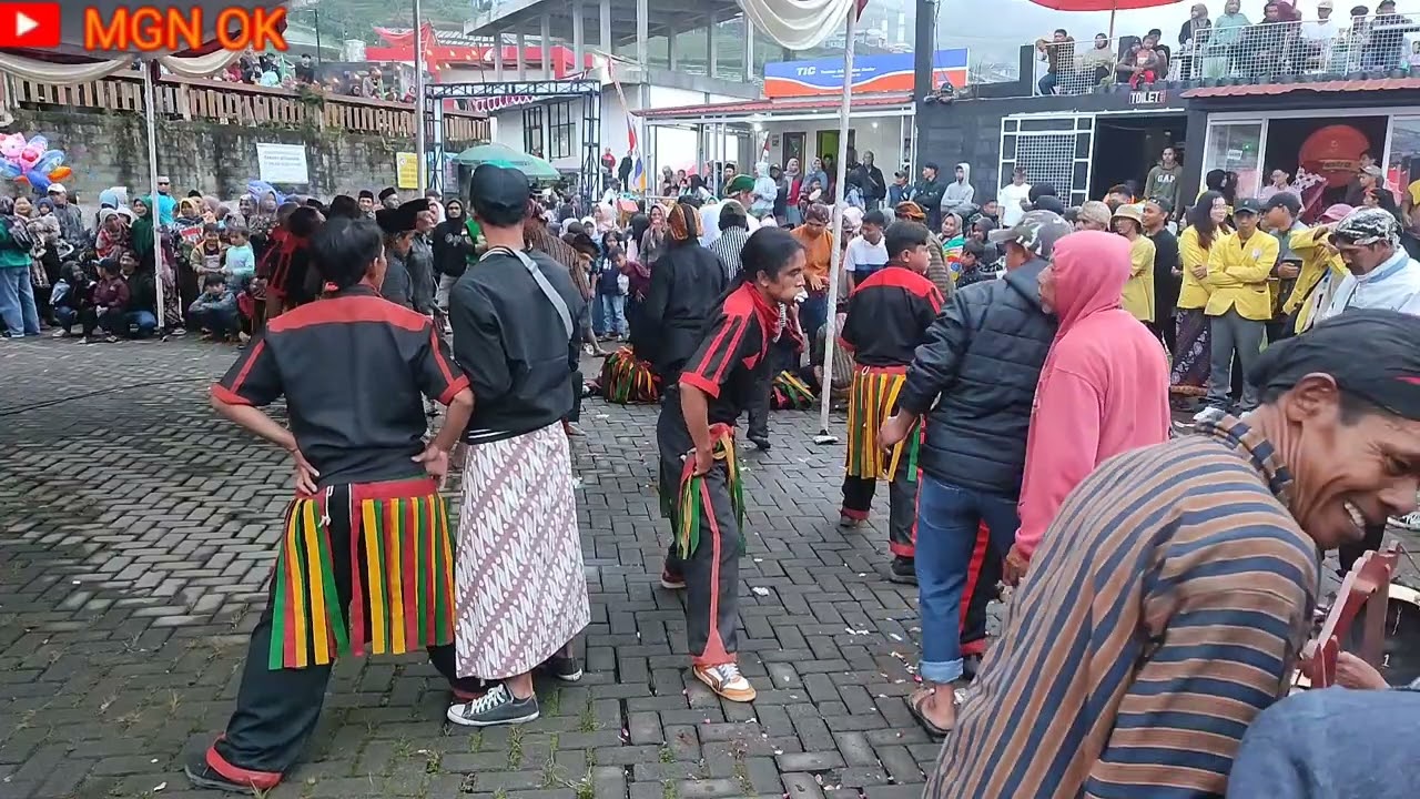 DAYAK KLASIKAN & WAROK MASAL