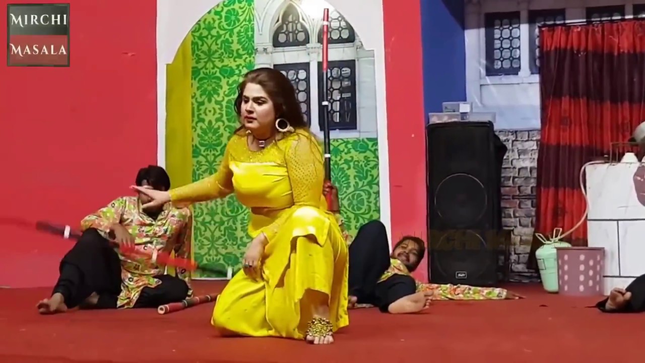 Latest Stage Drama Most Funny Scenes Sunehri Khan Hot Scene On Stage