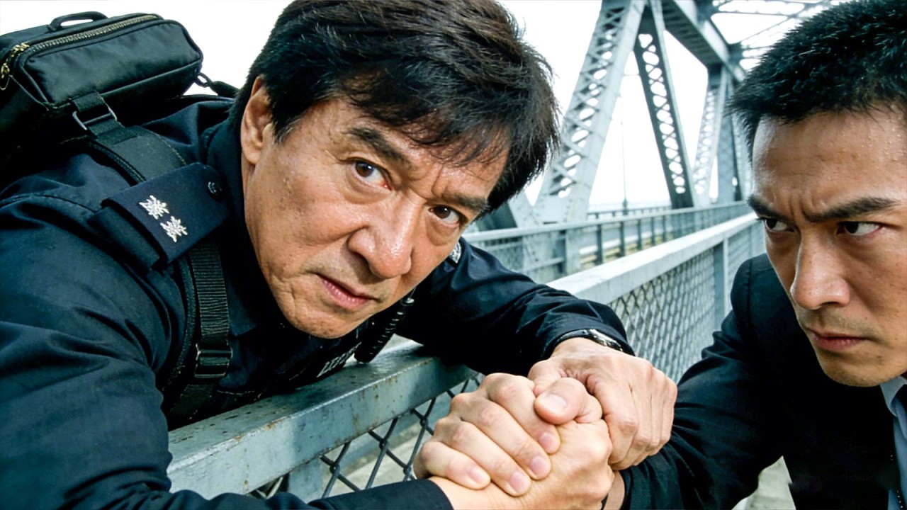 【高能必看刑侦剧】嫌犯背絕密機密跳橋，硬漢特警縱身跳江死追！#警匪 #悬疑 #犯罪 #破案 #动作 #武打