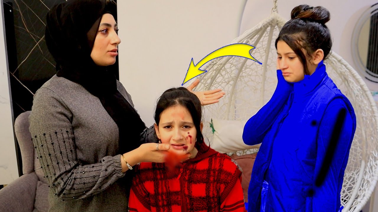 لما بنتك الكبيرة تركت اختها لوحدها بالشارع عشان تتطلع مع صحباتها😥وحرامى مجنون يمسكها وتشرد باعجوبة