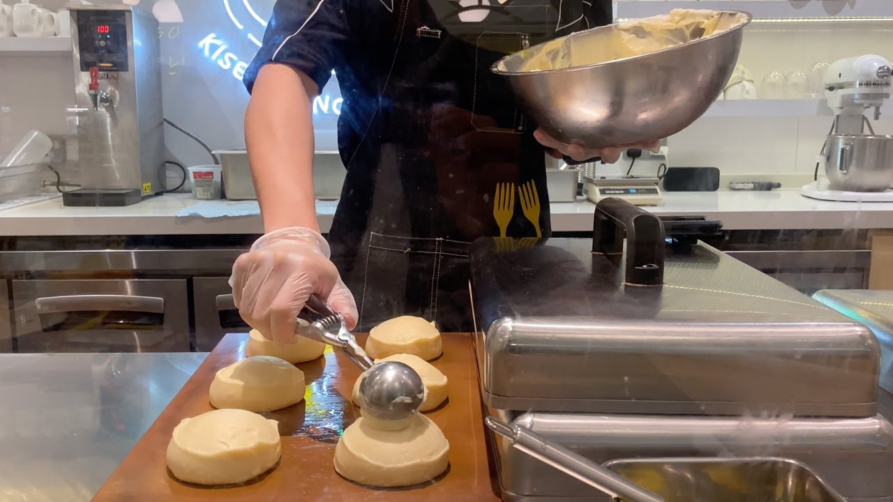 Japanese Soufflé Pancakes  |  Flipper’s Singapore