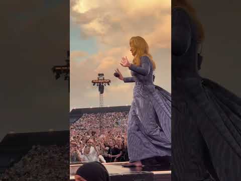 Adele looking beautiful