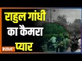 Rahul Gandhi को कैमरों से प्यार और वीडियो वाला स्टंट | Rahul Gandhi Railway Station video | Congress