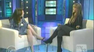 Mandy Moore & Tyra Banks Swear