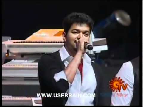 Vijay Singing Aska Laska Song..