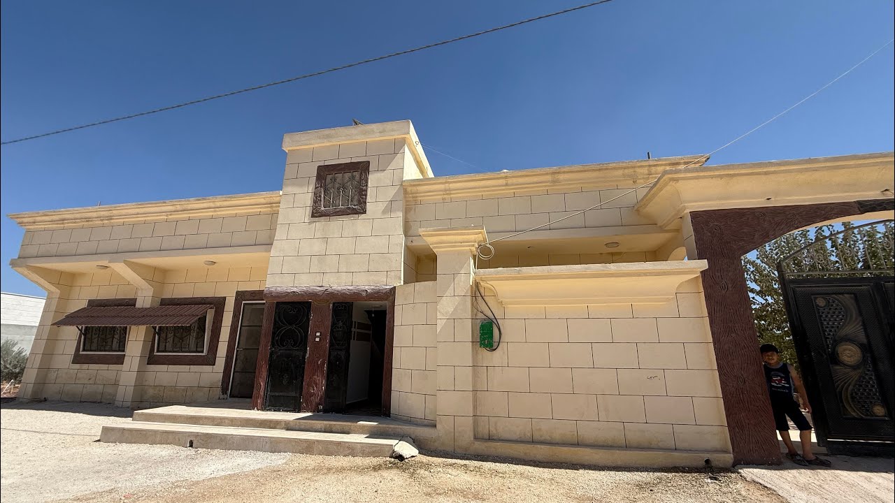 استراد حلب الدانا يوجد مزرعة قريبة من المولات