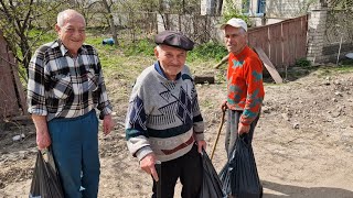 Война: День 67 / Помощь сёлам, пережившим оккупацию