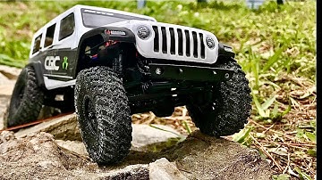 Axial Scx24 / UPGRADED DeadBolt Vs STOCK Rubicon