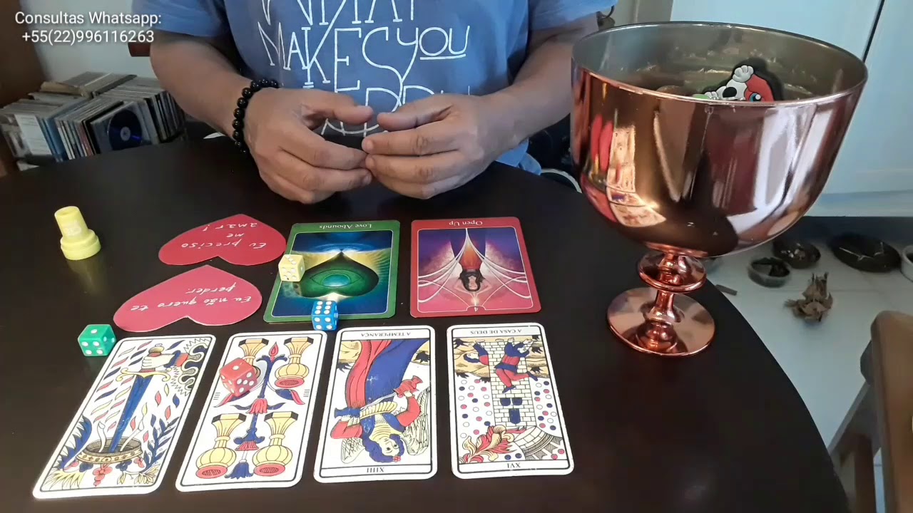 Tarot Interativo:  O que ele/a quer e sente por mim ?  AMULETOS.