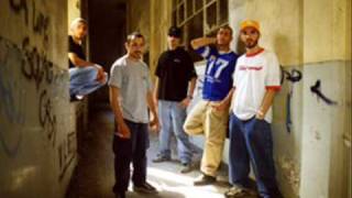 Covo Delle Bisce Feat. Esa - Solo Roba Spessa