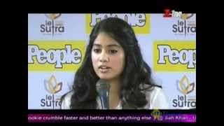 sridevis daughter jhanvi kapoor to enter bollywood