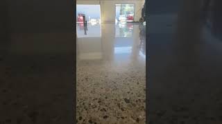 Full mechanical polished concrete finishing with 400 grit resin! No guard 💪