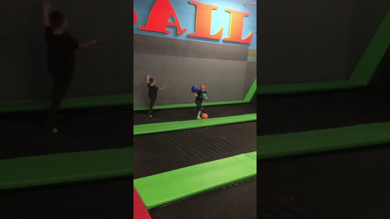Boy says Yo Momma joke then gets hit on face by ball at trampoline park