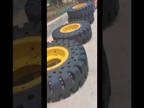 Solid tires Loader tires 23.5-25 17.5-25 All solid puncture-resistant tires