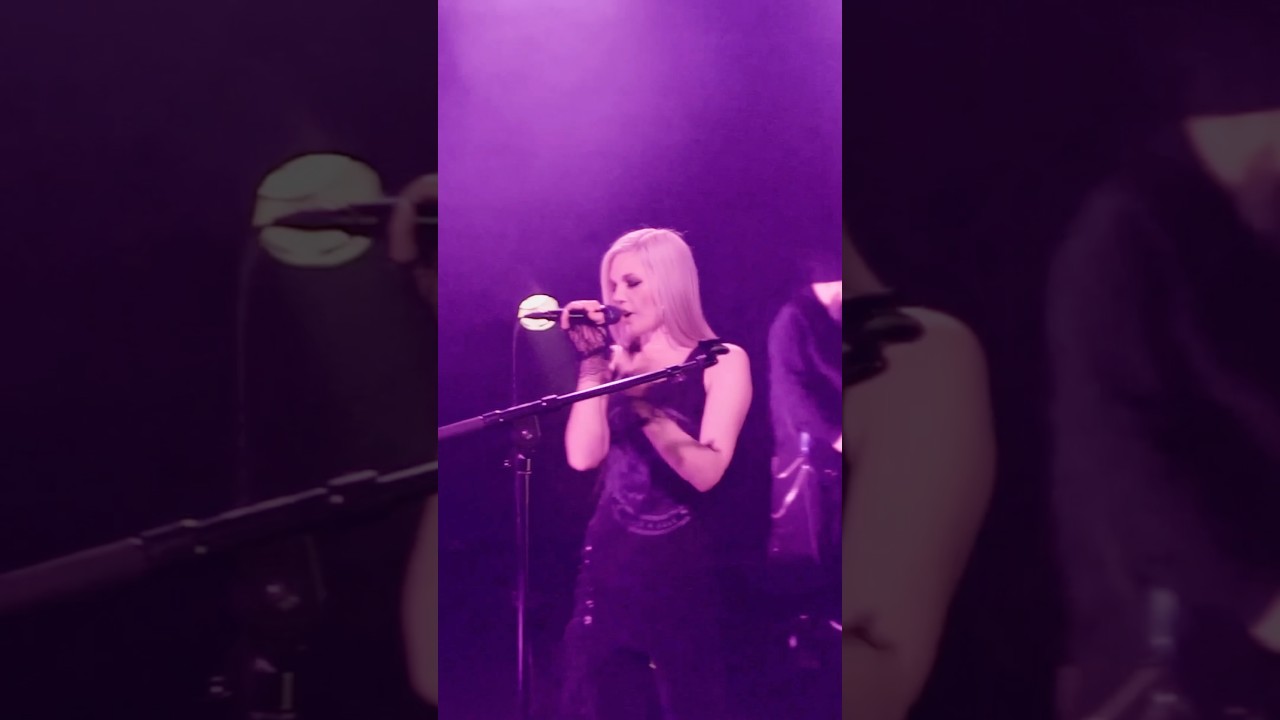 The Intense Buildup in this Alternative Metal Music Video is INSANE! 😲 GLASGOW KISS