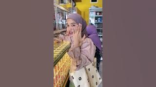 Take care of the car and take mom to buy gold