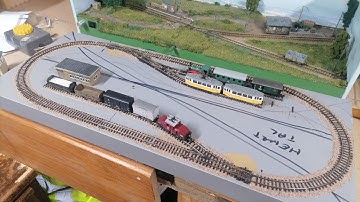 Ovale zwevende plank micro-layout uitdaging