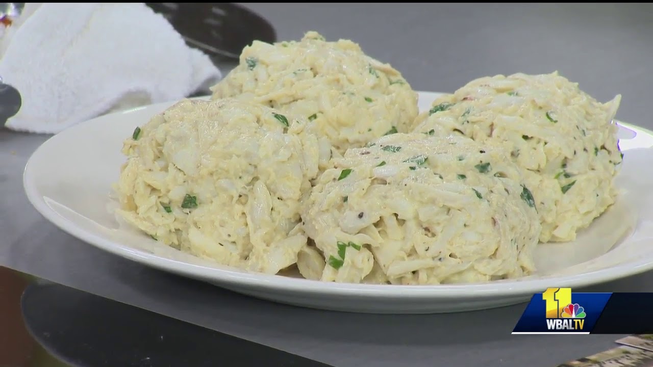 Jimmy's Seafood makes huge crab cakes YouTube