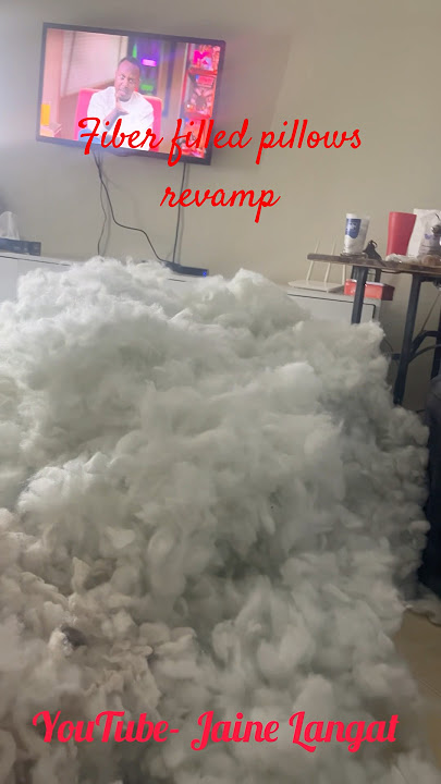 Download lagu Vlogmas Day 3: Trying to make my pillows look all fresh, clean and fluffy as well #pillows #cleaning