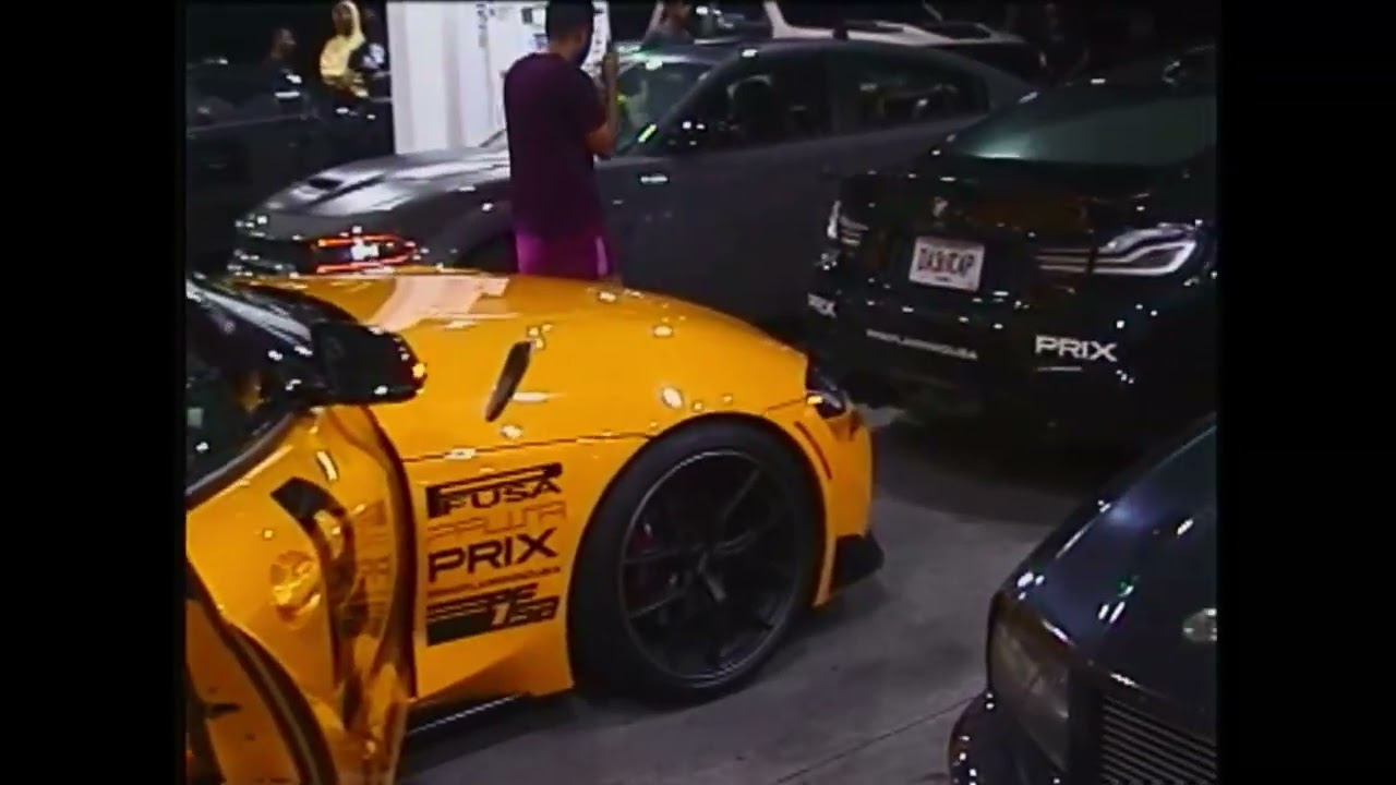 A Night With Pinkflamingousa