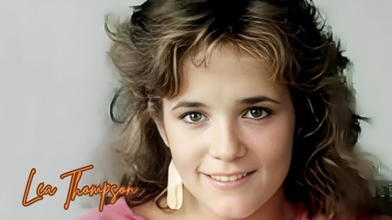 Lea Thompson🔥 Stockings, Pantyhose, Tights, Bikini, Nylon, Lingerie, Bodysuit, Mini Skirt