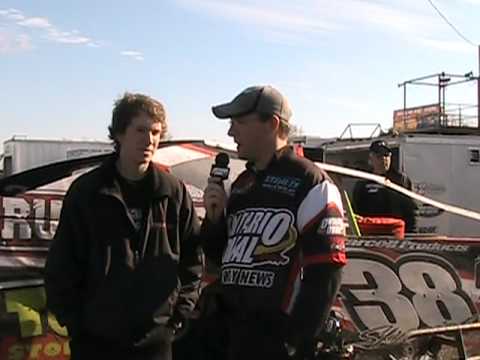 OntarioOval.com with 358 Modified driver Luke Whit...