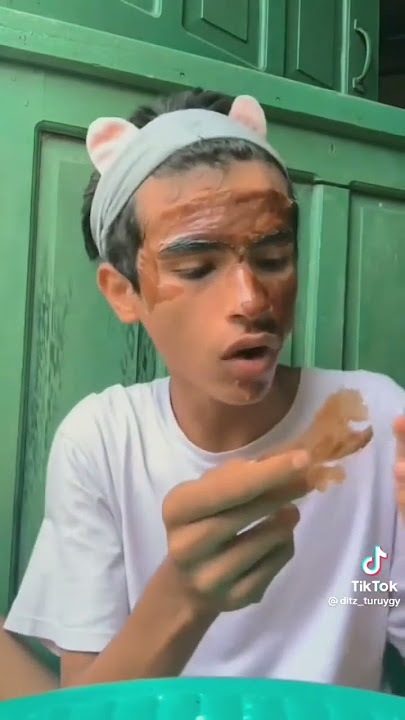 tutorial buka masker wajah Malah kumisnya ilang 🤭😁😁