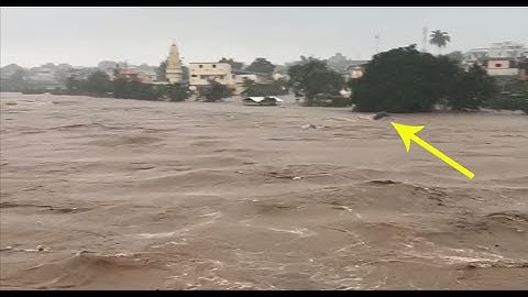 Kaveri river assumed terrifying form in chikhli, Navsari