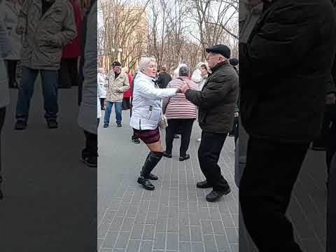 16.03.2024Г. Ты Будешь Моим Счастьем... Виктор Могилатов, Звучит На Танцплощадке В Гомельском Парке