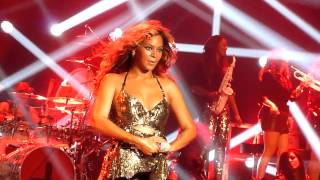 Beyonce - Run The World (Girls) - 4 Tour 2011 @ Roseland