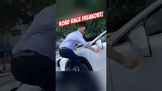 Road Rage Freakout takes mirror off car! 😱