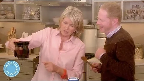 How to Prepare a Thanksgiving Gravy with Jesse Tyl...