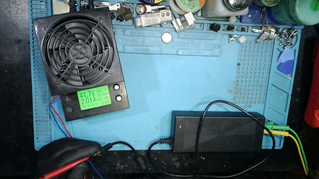 Z opravy sa stala kontrola - zdroj ku kolobežke