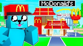 BUDUJE NAJLEPSZY McDonald's w Minecraft 🍟🍔