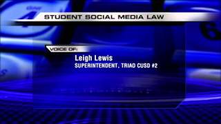 Illinois passes law approving schools can demand student's Facebook/Twitter password