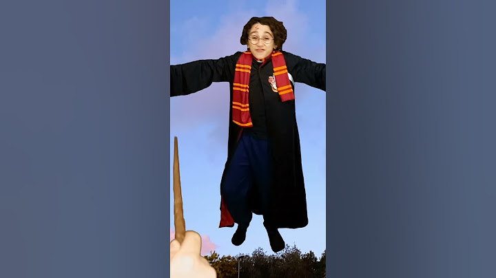 Ginevra Fa Volare Jacopo Con La Bacchetta Magica di Harry Potter Spaventoso #shorts #jacopoeginevra