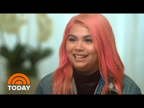 Kathie Lee And Hoda Surprise Christian Slater With A Cake For His