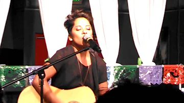 Vicci Martinez "Come Along"