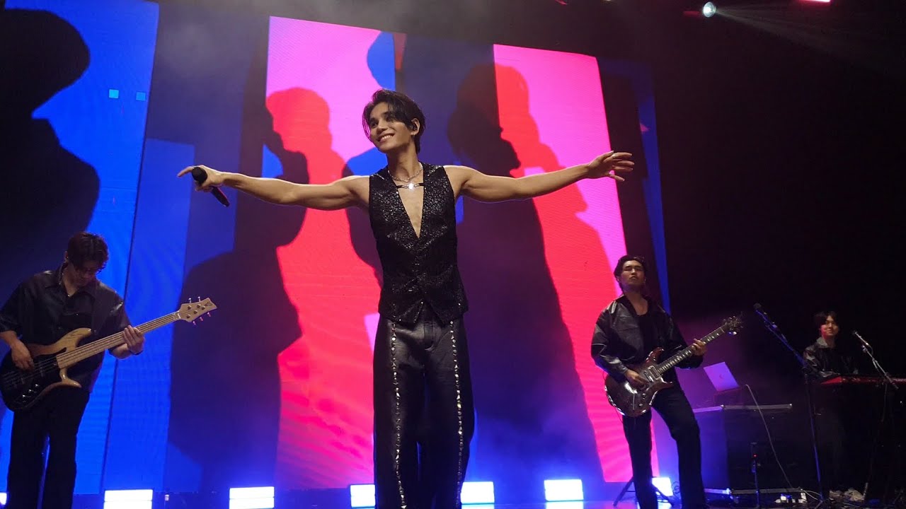 Jeff Satur - วันนี้คือพรุ่งนี้ของเมื่อวาน (Loop) e แค่เงา (Hide) - 4K -São Paulo/Brasil - 06.07.2025