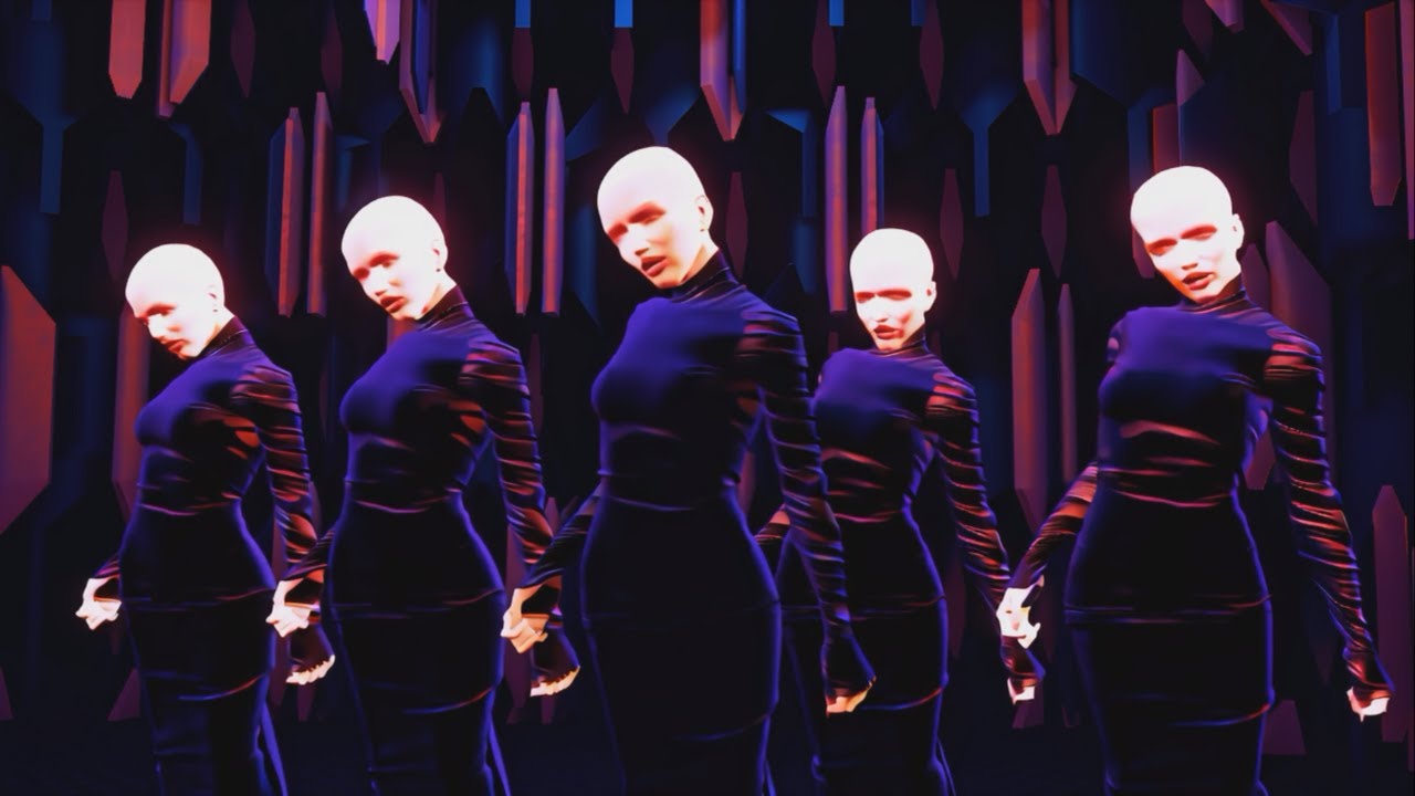 Just Scrolling – Eerie Aquarium (Official Music Video)