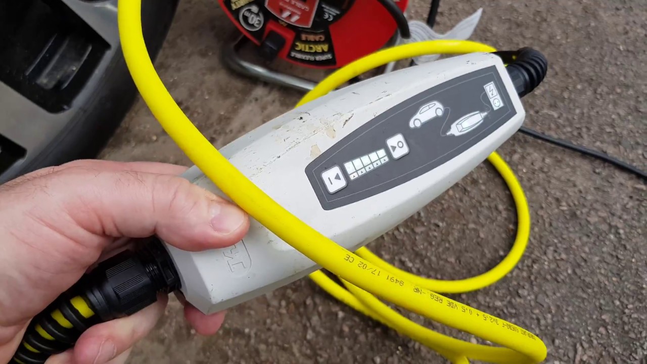 BMW i3 VLOG | Household 3PIN Charging your i3 - YouTube